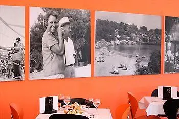 因图洛特尔码头公寓式酒店 Cala D´Or